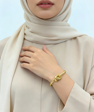 Load image into Gallery viewer, Delicate Bracelet - Stainless Gold Plated