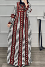 Load image into Gallery viewer, Sara Abaya - Crepe