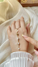 Load image into Gallery viewer, Hemat Hand Chain - Stainless Steel