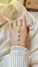 Load image into Gallery viewer, Hemat Hand Chain - Stainless Steel