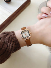 Load image into Gallery viewer, Bayan Watch