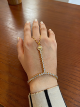 Load image into Gallery viewer, Nahla Hand Kaff - Stainless Steel