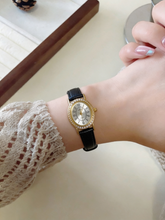 Load image into Gallery viewer, Victoria Watch