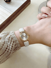 Load image into Gallery viewer, Victoria Watch