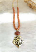 Load image into Gallery viewer, Mariam Necklace - Agate Stones