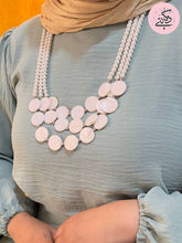 Load image into Gallery viewer, Isabella Delicate Necklace - Seashells and Spanish pearls Stones