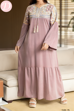 Load image into Gallery viewer, Yomna Jalabiya - Linen
