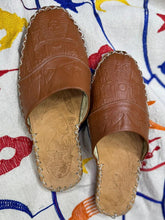 Load image into Gallery viewer, Hamza Slippers - Genuine Leather
