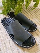 Load image into Gallery viewer, Yassien Slippers - Genuine Leather
