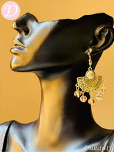 Load image into Gallery viewer, Mai Earring - Metal
