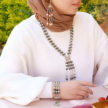 Load image into Gallery viewer, The royal Elegant Set - Pearl with Hematite Stone
