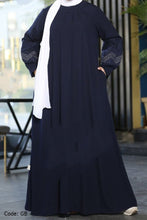 Load image into Gallery viewer, Baraa Abaya - Crepe
