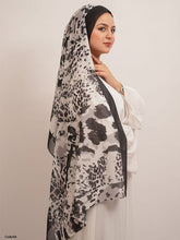 Load image into Gallery viewer, Mia Scarf - Crepe Digital

