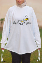 Load image into Gallery viewer, Bee Woman T-shirt - Cotton
