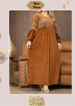 Load image into Gallery viewer, Karima Jalabiya -  Velvet
