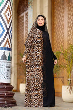 Load image into Gallery viewer, Fitnah Asdal - Scuba
