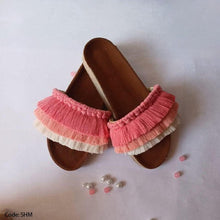 Load image into Gallery viewer, Samaa Slippers - Leather
