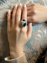 Load image into Gallery viewer, Sultana Elegant Ring
