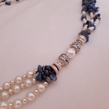 Load image into Gallery viewer, Zeina Necklace - Seashell and Pearl Stones
