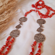 Load image into Gallery viewer, Sirena Necklace - Seashell Stone

