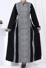 Load image into Gallery viewer, Khadeja Abaya - Crepe
