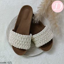 Load image into Gallery viewer, Jala Handmade Slippers - Leather
