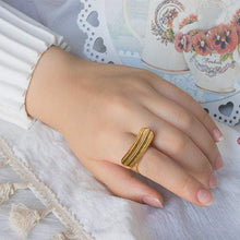 Load image into Gallery viewer, Sandra Simple Ring
