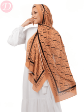 Load image into Gallery viewer, Zayneb Scarf - Crepe Digital
