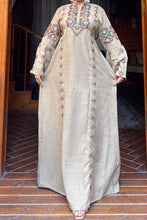 Load image into Gallery viewer, Bushraa Jalabiya - Linen
