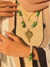 Load image into Gallery viewer, Aster Set - Seashell and Agate Stone
