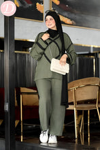 Load image into Gallery viewer, Maha Suit - Linen
