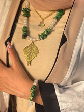 Load image into Gallery viewer, Aster Set - Seashell and Agate Stone
