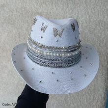Load image into Gallery viewer, Shahd Handmade Chapeau - Burlap

