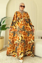 Load image into Gallery viewer, Zehra Dress - Linen

