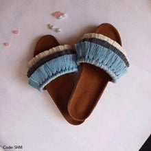 Load image into Gallery viewer, Samaa Slippers - Leather
