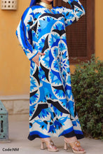 Load image into Gallery viewer, Jalabiya Aysil- Velvet
