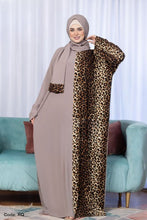 Load image into Gallery viewer, Isdal Tiger - Cotton Viscose
