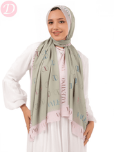 Load image into Gallery viewer, Zayneb Scarf - Crepe Digital
