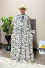 Load image into Gallery viewer, Aseel jalabiya - Viscose
