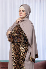 Load image into Gallery viewer, Isdal Tiger - Cotton Viscose
