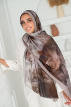 Load image into Gallery viewer, Esra Scarf - Sponge Cotton
