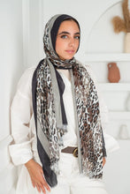 Load image into Gallery viewer, Leena Scarf - Sponge Cotton

