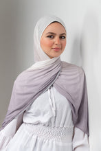Load image into Gallery viewer, Tala Scarf - Kuwaiti Degrade

