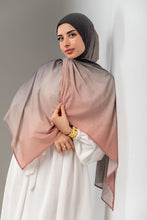 Load image into Gallery viewer, Ayat Scarf - Kuwaiti Degrade
