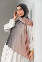 Load image into Gallery viewer, Ayat Scarf - Kuwaiti Degrade

