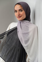 Load image into Gallery viewer, Yara Scarf - Kuwaiti Degrade
