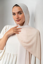 Load image into Gallery viewer, Walaa Scarf - Kuwaiti Degrade
