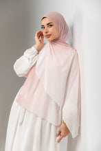Load image into Gallery viewer, Nadia Scarf - Kuwaiti Degrade
