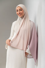 Load image into Gallery viewer, Aya Scarf - Kuwaiti Degrade
