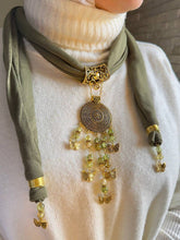 Load image into Gallery viewer, Afnan Necklace Scarf - Cotton
